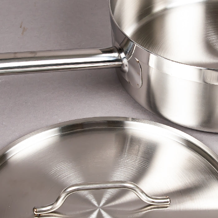 SAUCEPAN WITH HANDLE & LID 28CM (202020025)