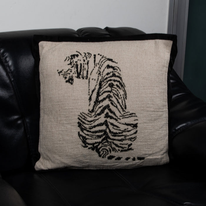 CUSHION TIGER NTRL/BLACK 45X45 (327131006)