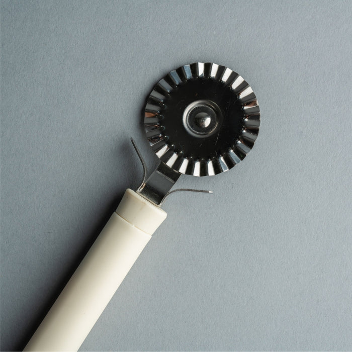 PASTRY CUTTER (202086322)